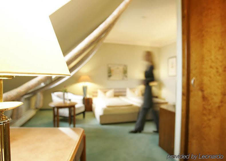 Hotel Deutsches Theater Munchen Bagian luar foto